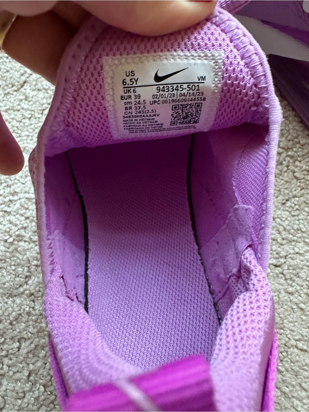 Nike Women's Air Max 270 — Lavender/Purple with White Swoosh - Picture 8 of 10
